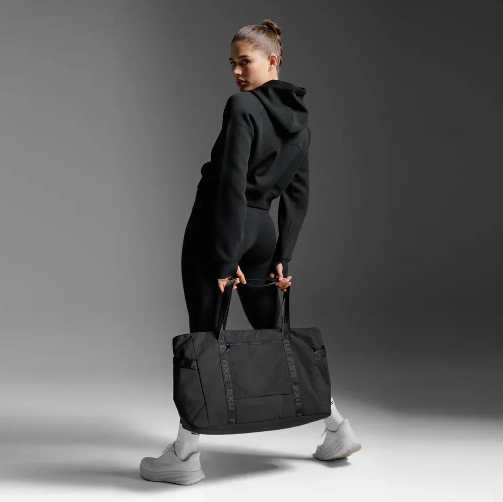 2XU Womens Form Smooth Spacer Crop Hoodie - Image 5