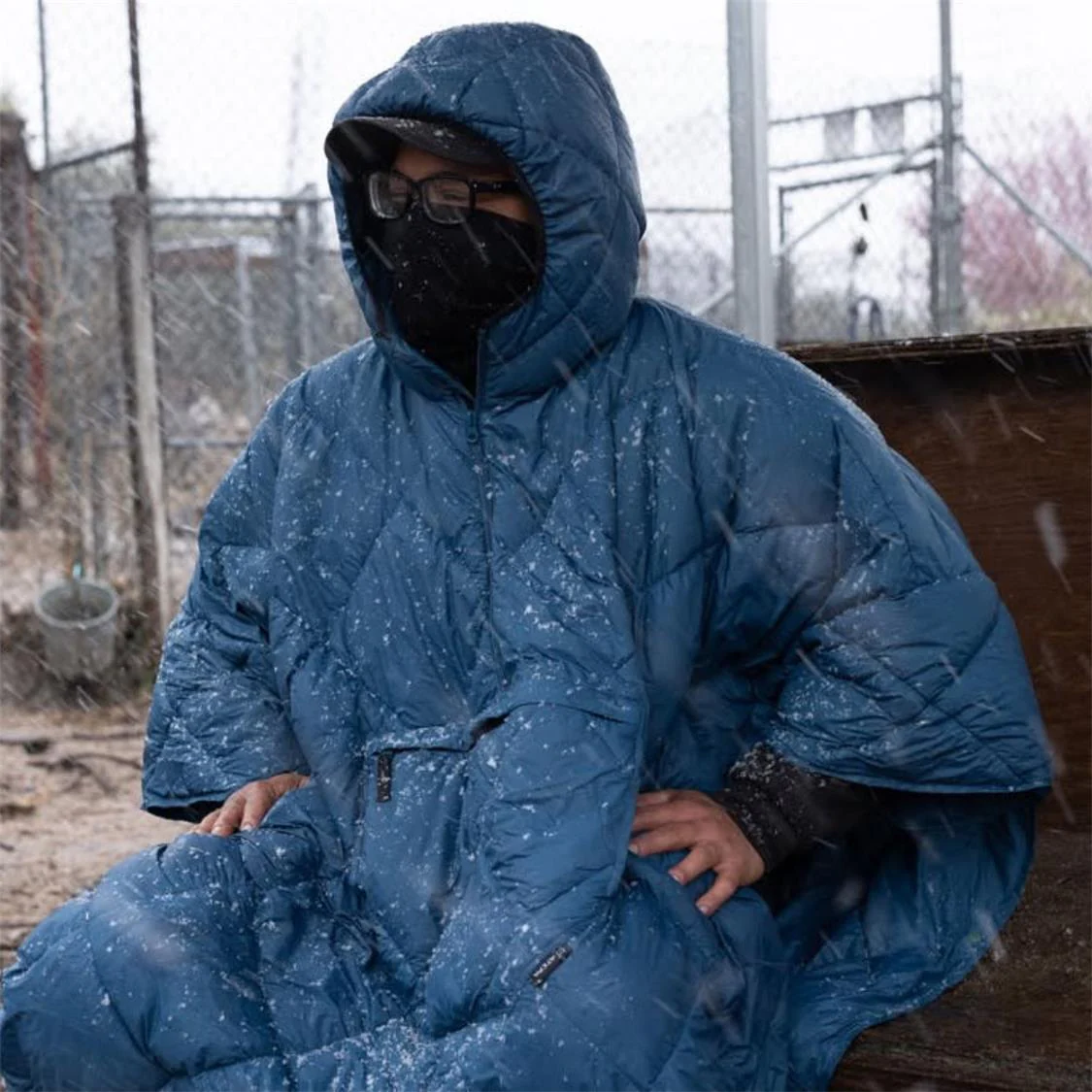 Atepa Murano Camping Poncho - Three Colours - Image 9