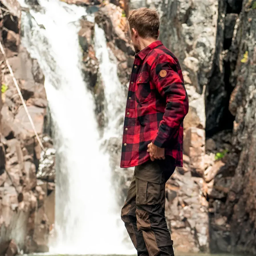 Pinewood Canada 2.0 Classic Quilted Shirt / Shacket - Red/Black - Image 3