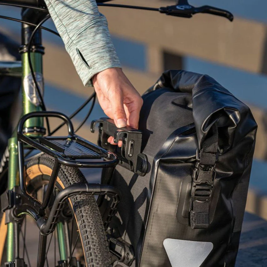 Topeak Pannier Dry Bag Black 16L - Image 4